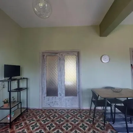 Appartamento λευκιασ.