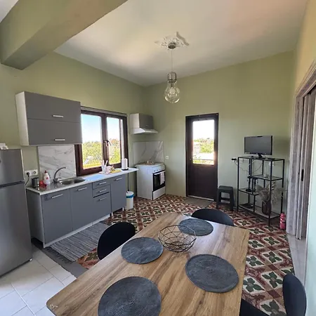 λευκιασ. Apartment